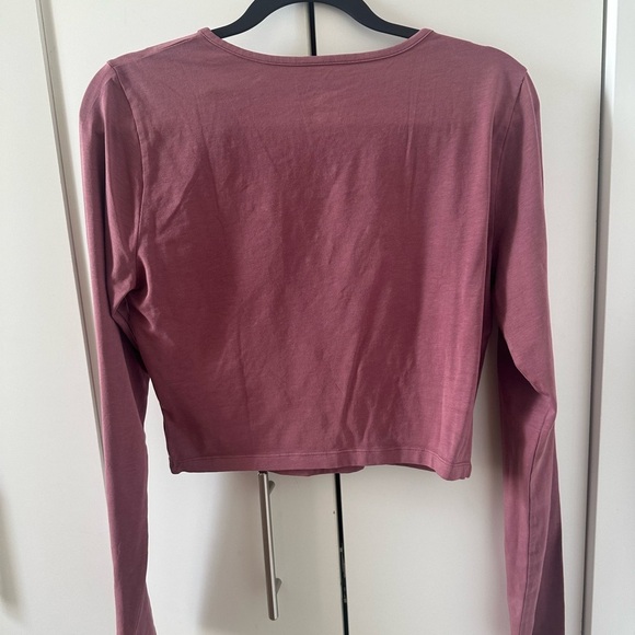 PINK Victoria's Secret Pink Long Sleeve V-Neck Crop Wrap Blouse - Picture 2 of 3